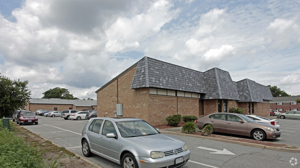 1821 Old Donation Pky, Virginia Beach, VA for lease - Building Photo - Image 3 of 3