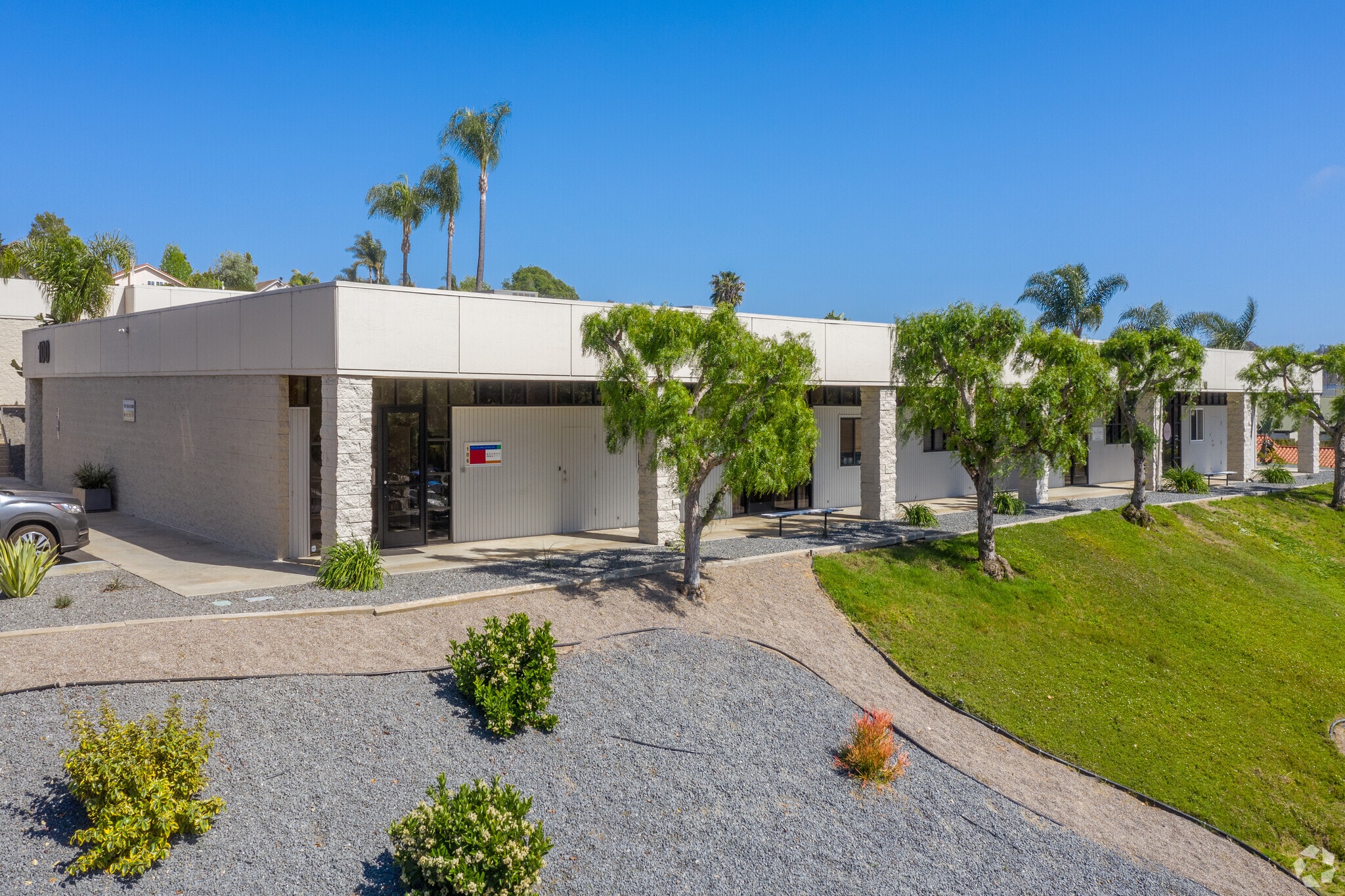 317 N El Camino Real, Encinitas, CA à louer Photo du bâtiment- Image 1 de 7