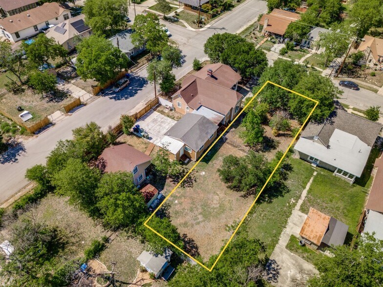 1246 Waverly Ave, San Antonio, TX à vendre - Photo du bâtiment - Image 3 de 5