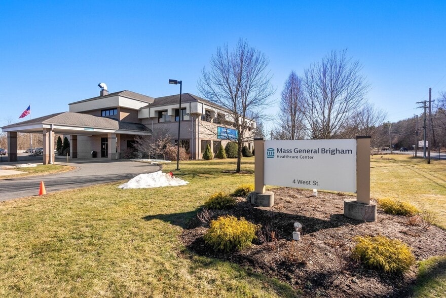 4-6 West St, West Hatfield, MA à vendre - Photo du bâtiment - Image 3 de 40