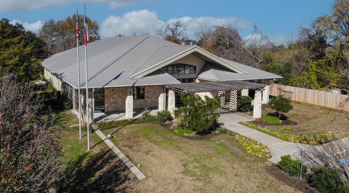 6950 W 43rd St, Houston, TX for lease - Building Photo - Image 1 of 1