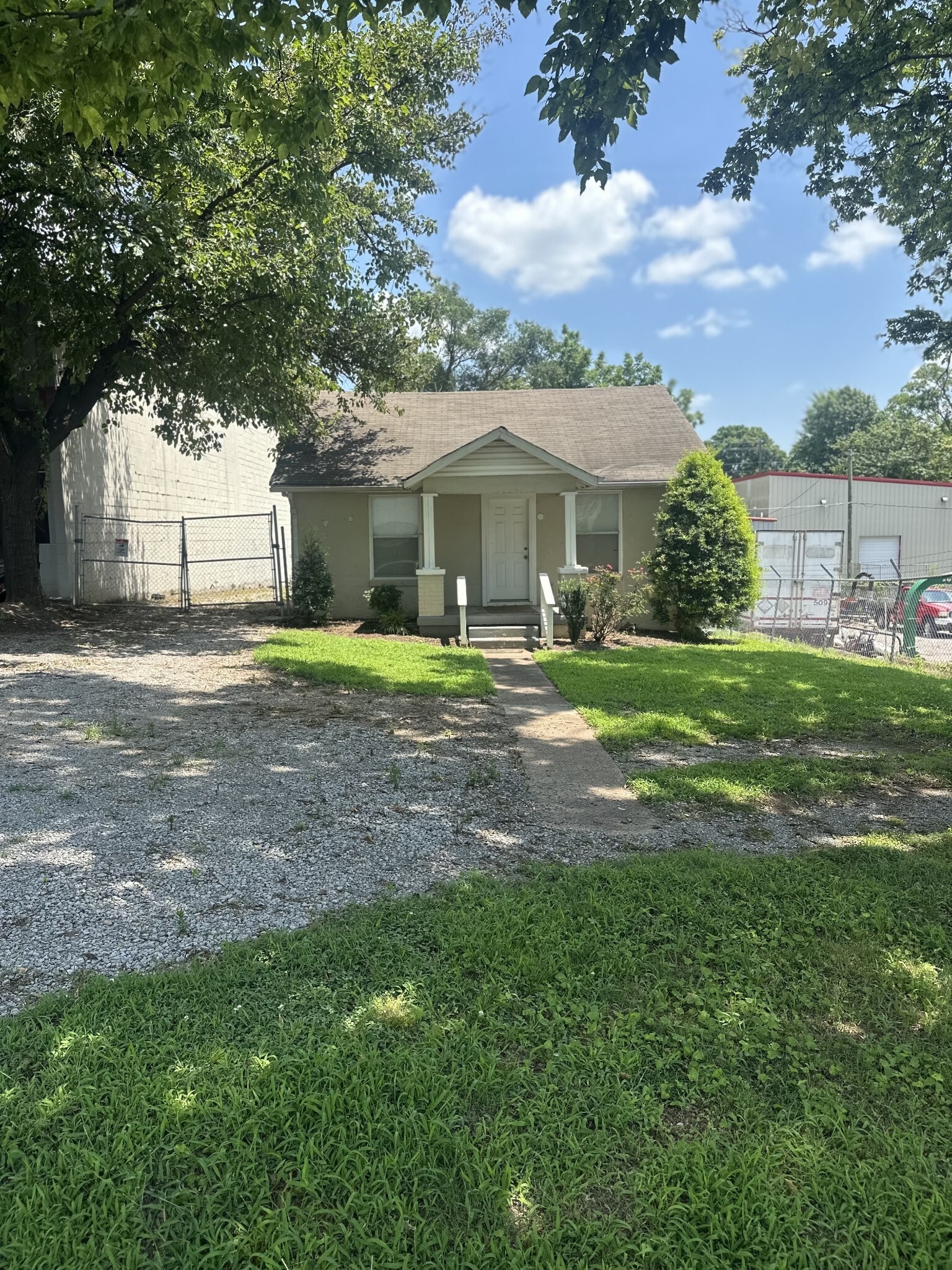 2412 Felts Ave, Nashville, TN for lease Primary Photo- Image 1 of 13