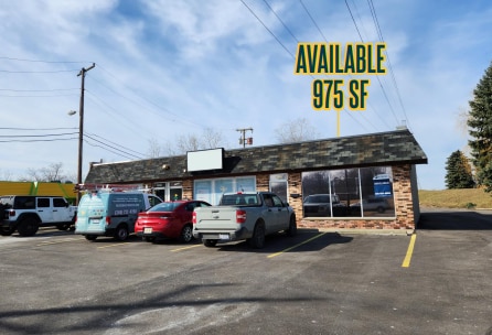31319-31323 Dequindre Rd, Madison Heights, MI for lease - Primary Photo - Image 1 of 1