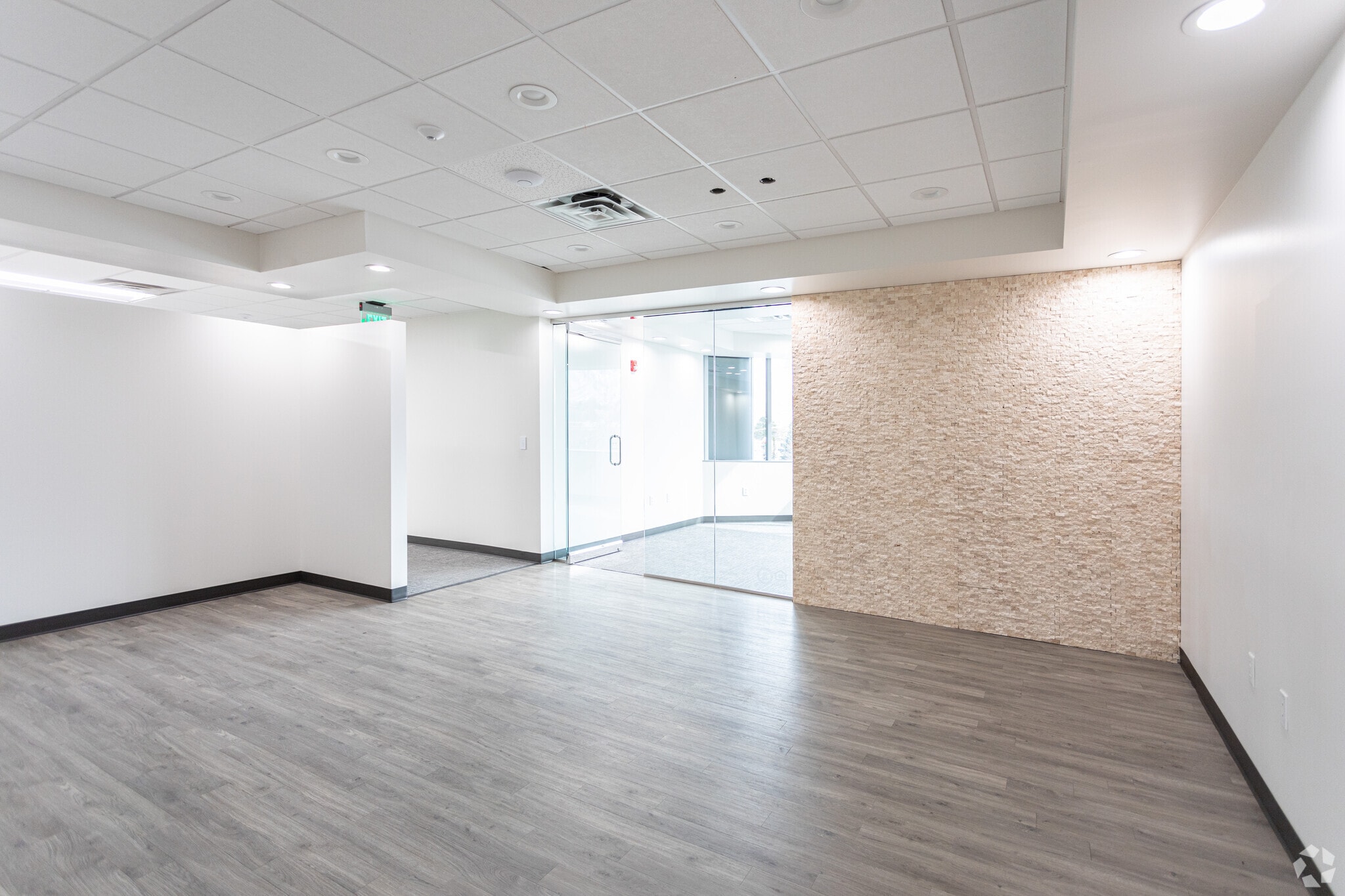 6955-6965 S Union Park Ctr, Cottonwood Heights, UT à louer Photo intérieure- Image 1 de 8