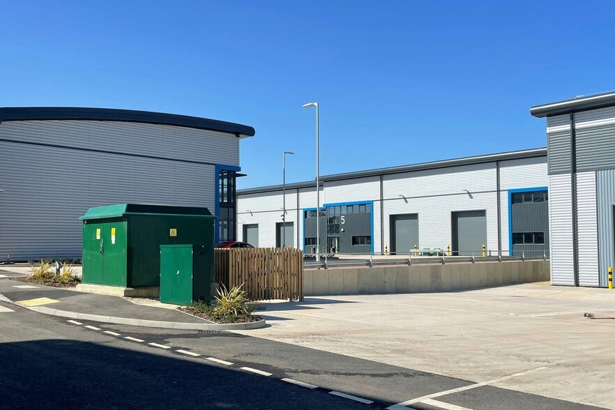 Rycote Ln, Thame for lease - Primary Photo - Image 3 of 17