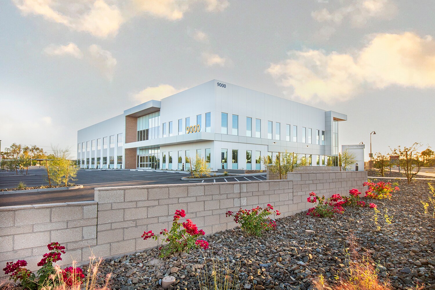 9000 W Thunderbird Rd, Peoria, AZ à louer Photo du bâtiment- Image 1 de 16