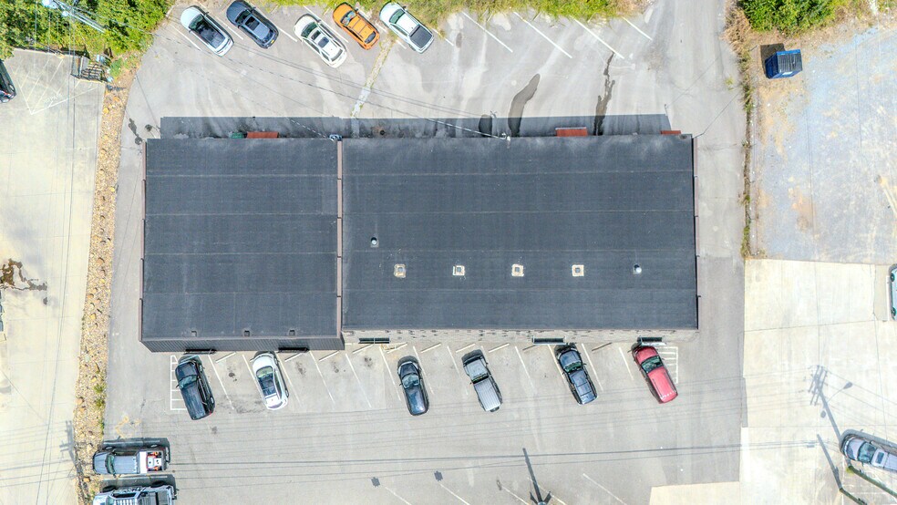 1002 Us-411, Vonore, TN à vendre - Photo du bâtiment - Image 3 de 12