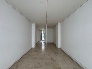 54 Rue De Verneuil, Paris for lease Interior Photo- Image 2 of 8
