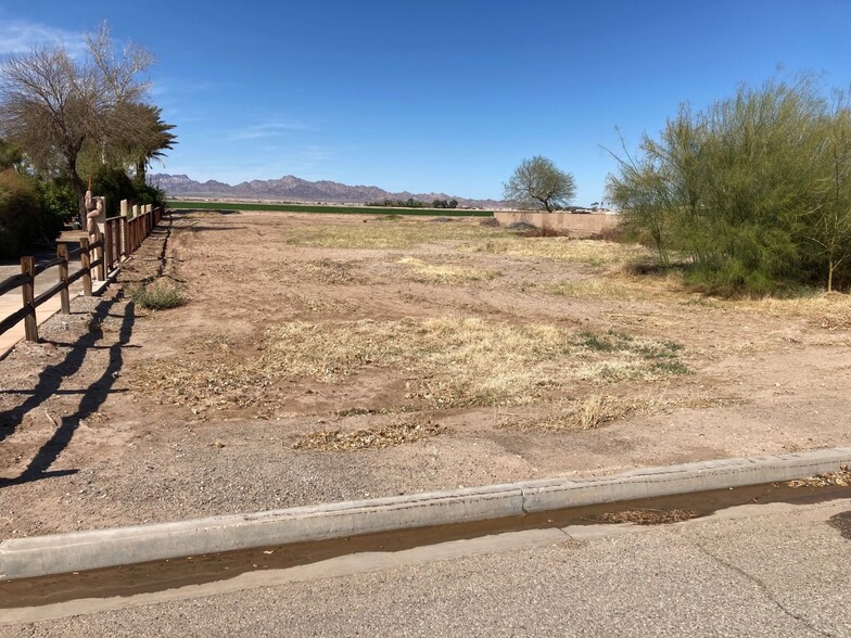 11408 Desert Trailways Ln, Blythe, CA for sale - Building Photo - Image 2 of 8