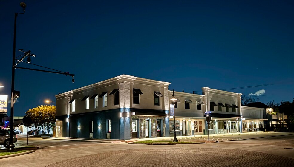 3642 University Blvd, Houston, TX à louer - Photo du bâtiment - Image 2 de 5