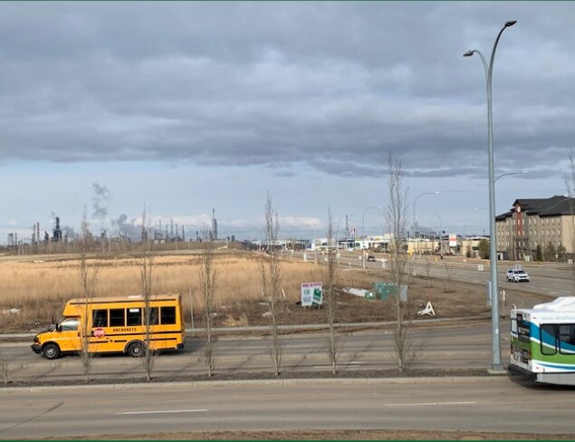 Lakeland Dr, Sherwood Park, AB à vendre Photo du bâtiment- Image 1 de 1