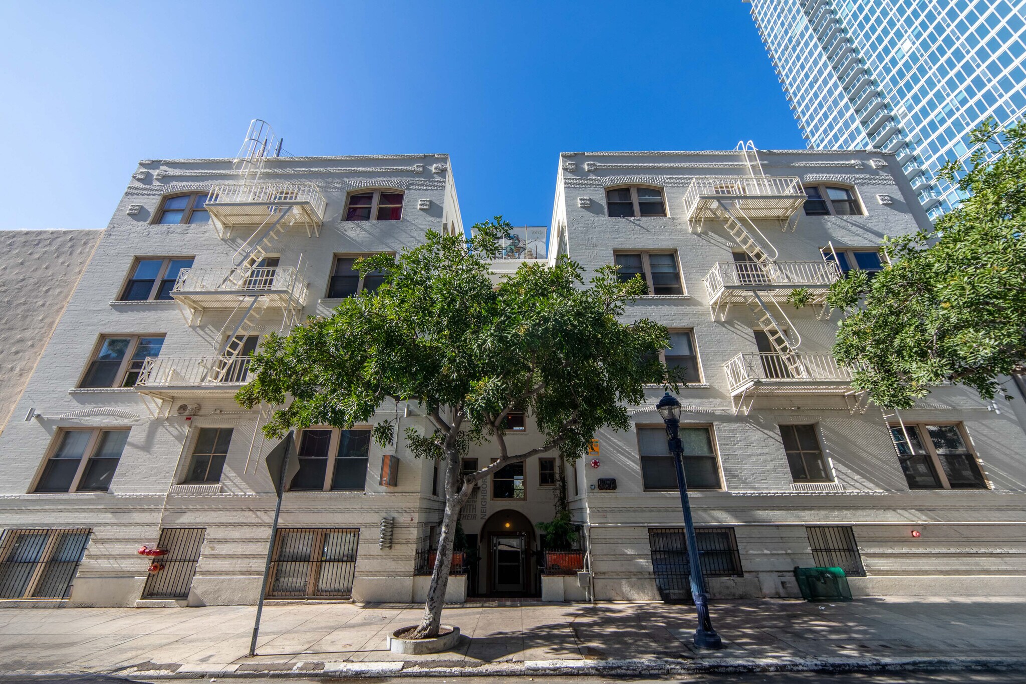 950 9th Ave, San Diego, CA à vendre Photo du bâtiment- Image 1 de 26