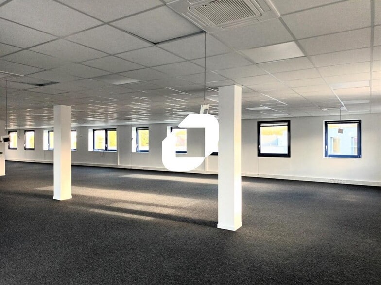 Office in Wasquehal for sale - Interior Photo - Image 2 of 8