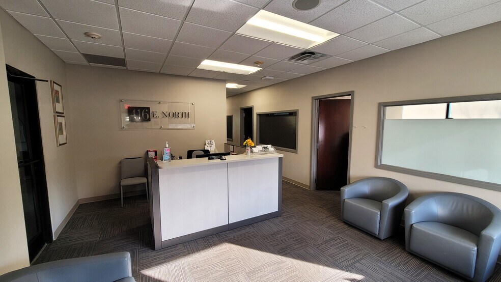 416 E North St, Greenville, SC à louer - Photo du bâtiment - Image 2 de 10