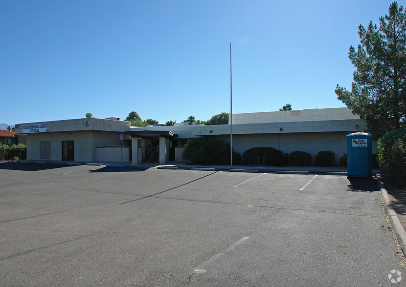 450 N Pantano Rd, Tucson, AZ for lease - Building Photo - Image 2 of 2