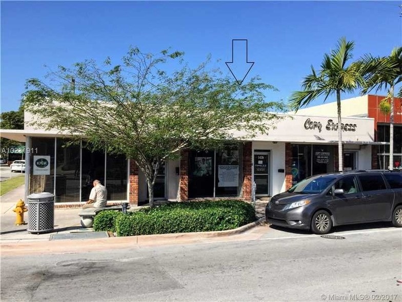 1424-1430 Ponce De Leon Blvd, Coral Gables, FL for sale - Building Photo - Image 2 of 17