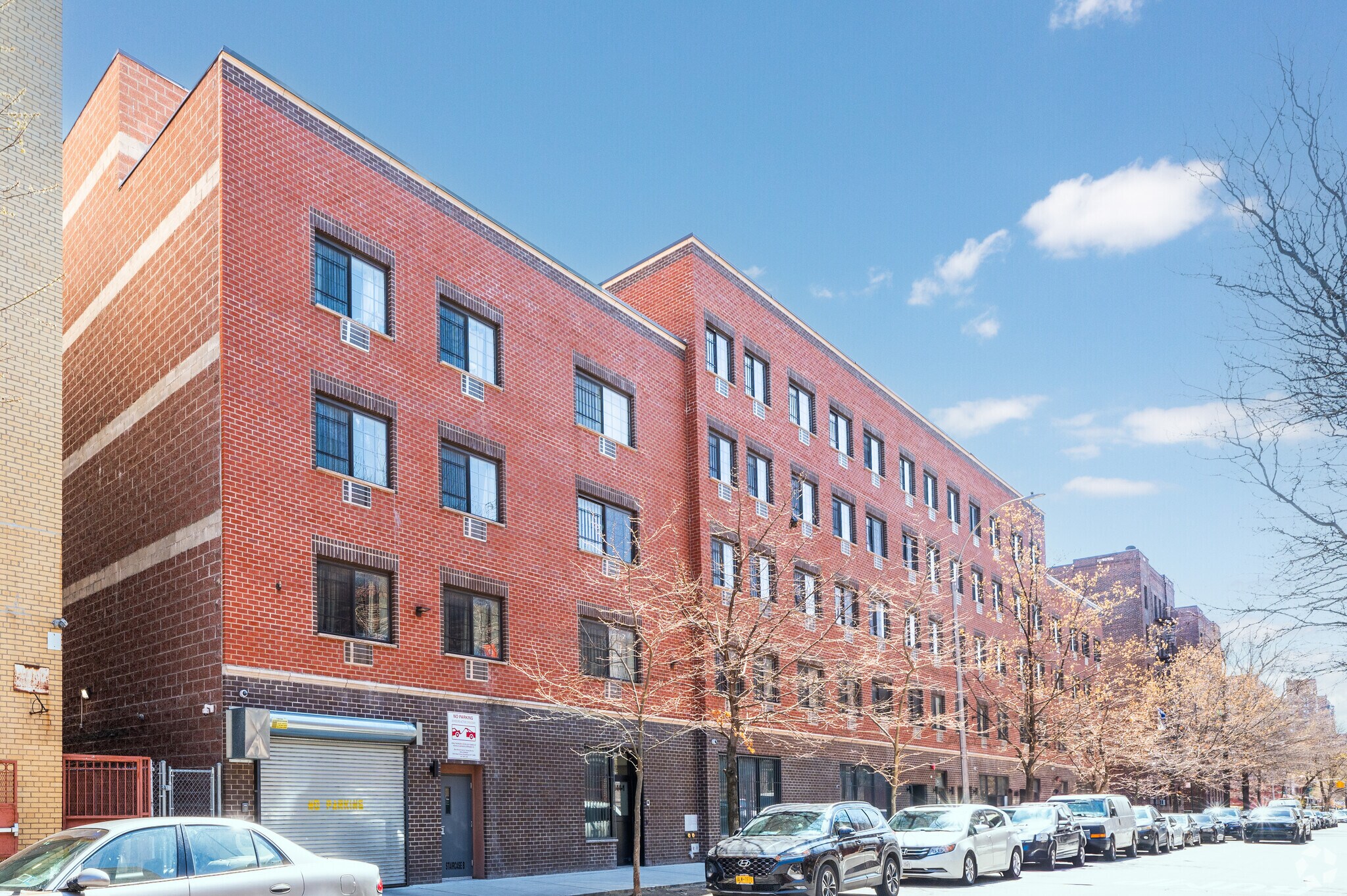 1144 Evergreen Ave, Bronx, NY à louer Photo principale- Image 1 de 9