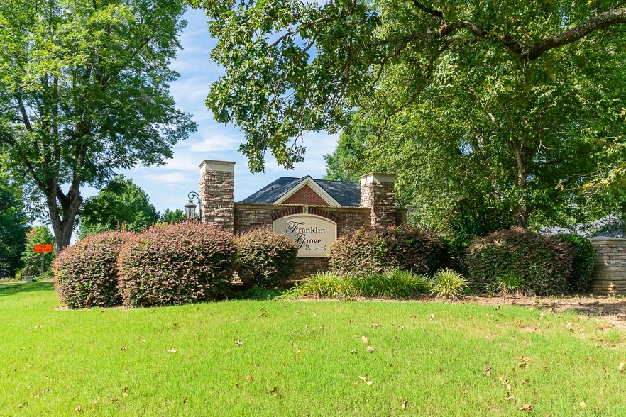3001 Monroe Hwy, Watkinsville, GA for lease - Building Photo - Image 2 of 4