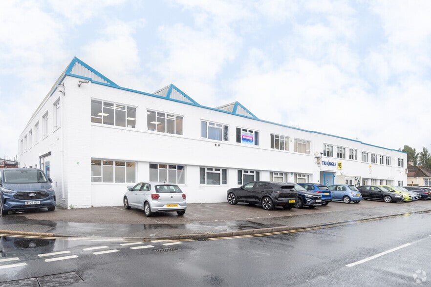 95 Commerce Way, Lancing for lease - Primary Photo - Image 1 of 5
