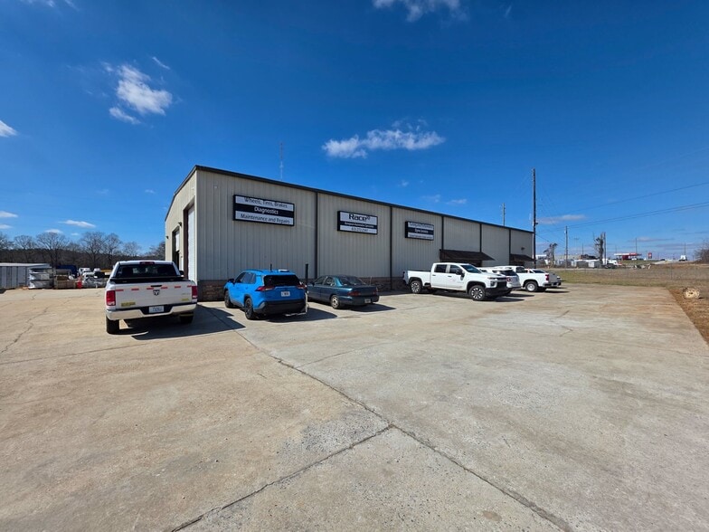 155 Liberty Rd, Villa Rica, GA for lease - Building Photo - Image 1 of 37