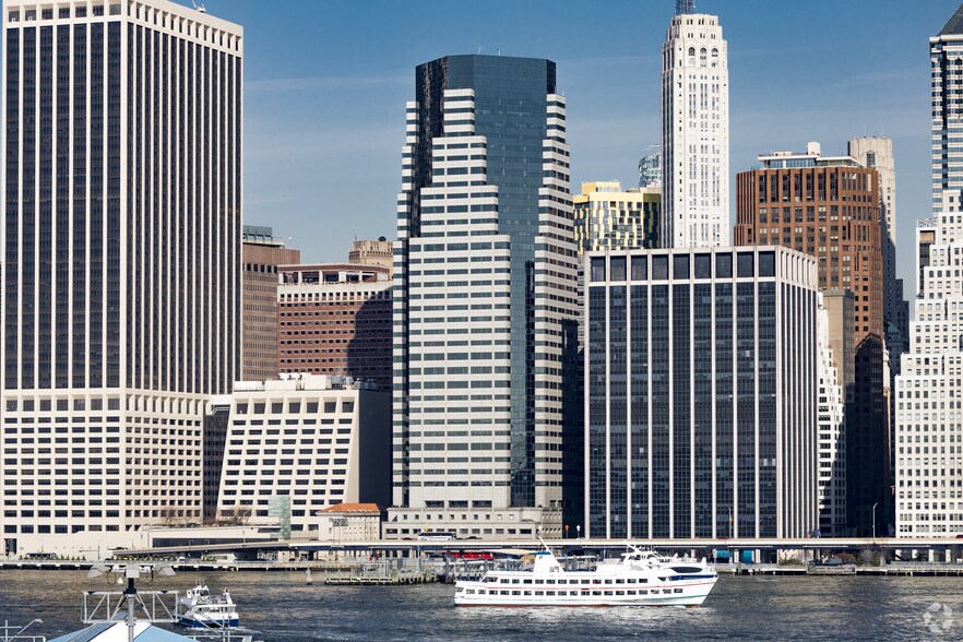 32 Old Slip, New York, NY à louer - Photo du bâtiment - Image 3 de 17