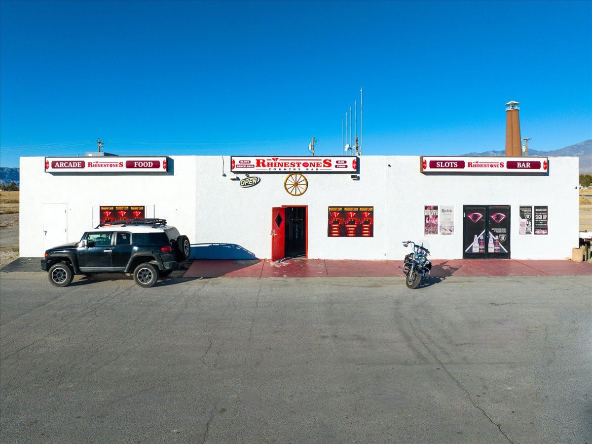 1700 S Pahrump Valley Blvd, Pahrump, NV for sale Primary Photo- Image 1 of 133