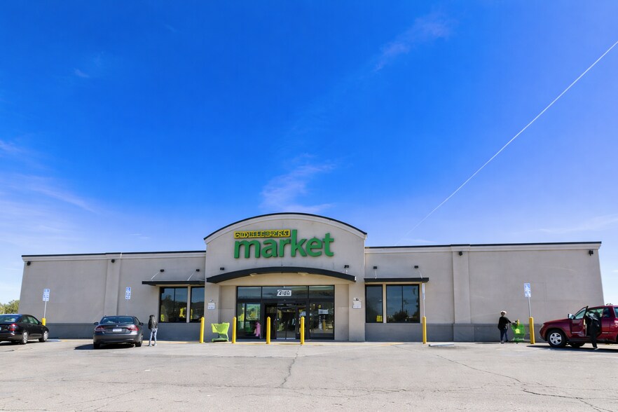 4232 E Main St, Stockton, CA à vendre - Photo du bâtiment - Image 3 de 8