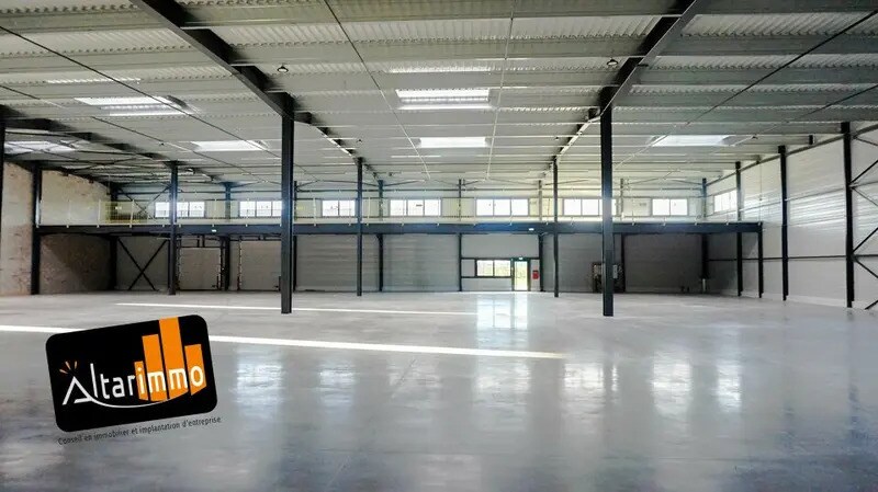 Flex in Chartres for lease - Building Photo - Image 3 of 7