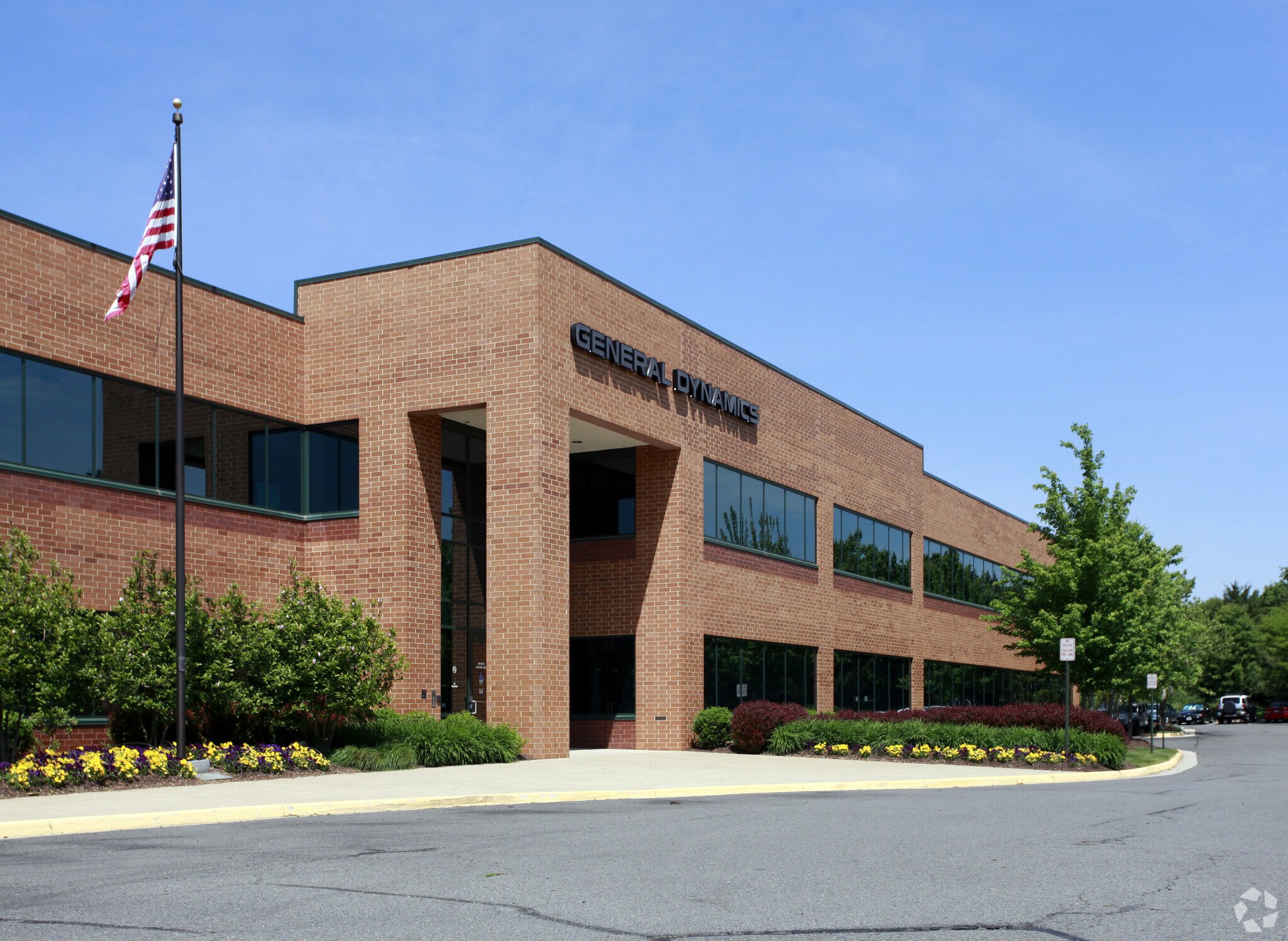 14700 Lee Rd, Chantilly, VA for lease Primary Photo- Image 1 of 10