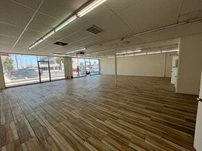 1701-1723 W Main St, Alhambra, CA for lease Interior Photo- Image 2 of 5