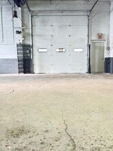 339 13th St, Carlstadt, NJ à louer Photo intérieure- Image 2 de 5