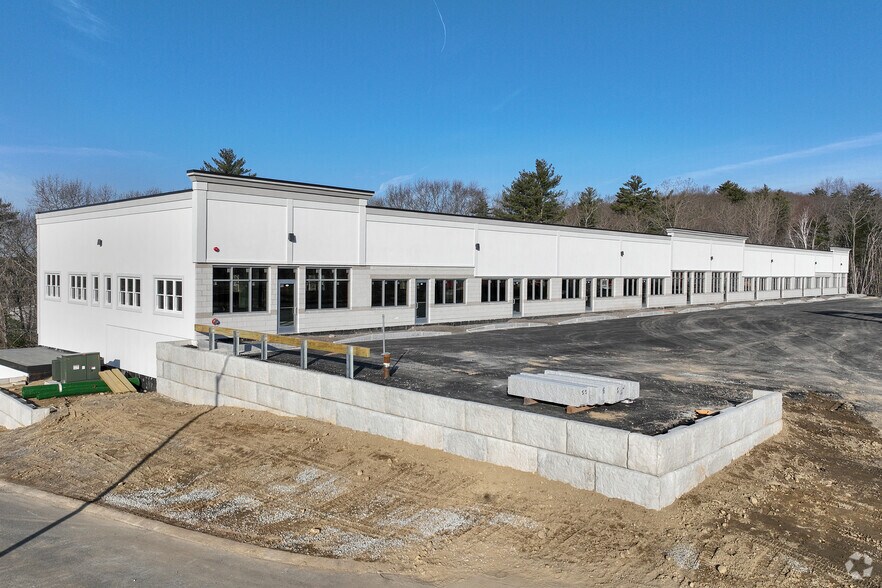 64 Forest Ridge Dr, Rowley, MA à louer - Photo du bâtiment - Image 3 de 23