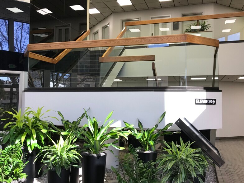 2993-2999 N Cole Rd, Boise, ID à louer - Hall d’entrée - Image 3 de 6