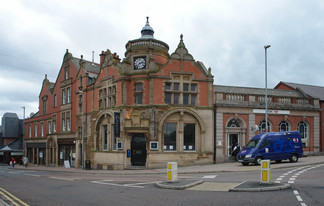 Plus de détails pour 2-10 Church St, Wilmslow - Bureau à louer