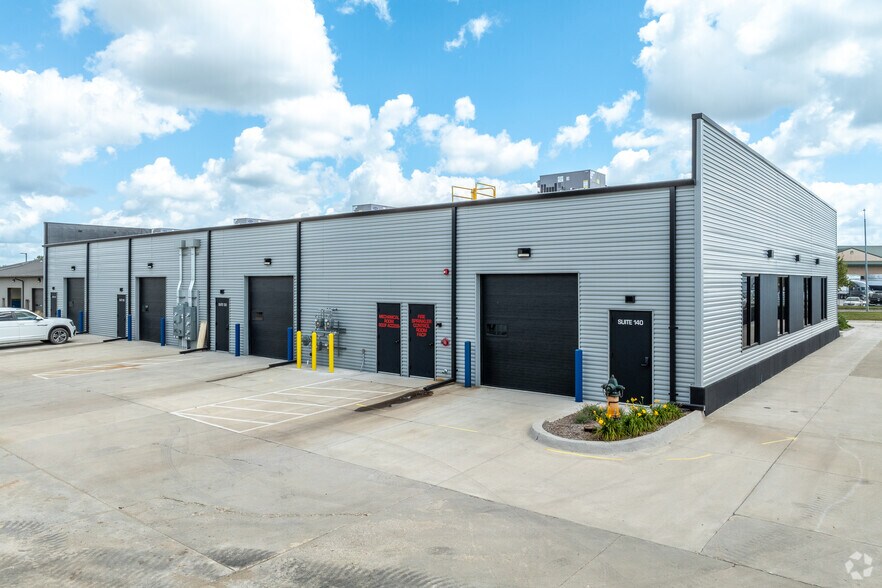 3800 SE Beisser Dr, Grimes, IA à louer - Photo du bâtiment - Image 3 de 9