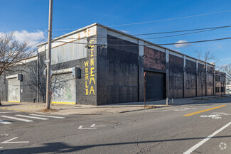 Plus de détails pour 220 Dupont St, Brooklyn, NY - Industriel à louer