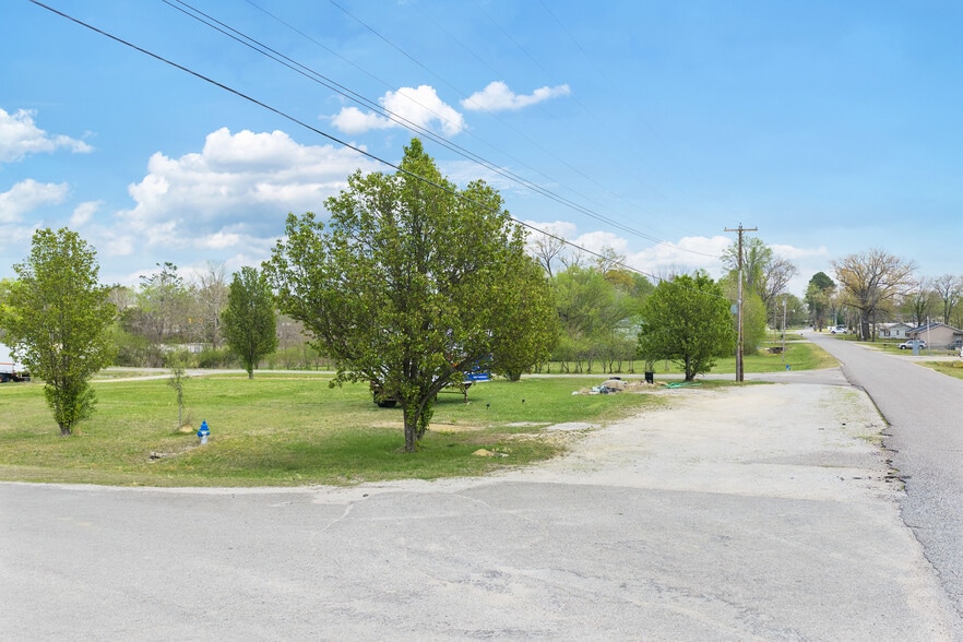 0 9th Street, Parsons, TN à vendre - Photo du bâtiment - Image 2 de 12