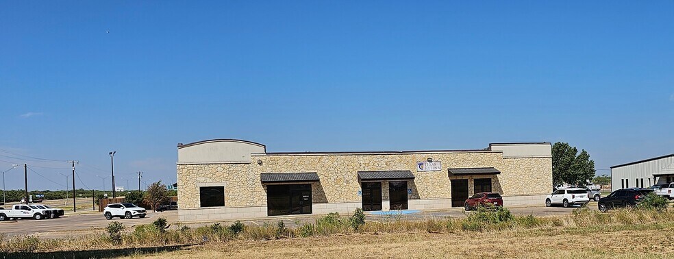 5800 Kell Blvd, Wichita Falls, TX à vendre - Photo du bâtiment - Image 3 de 13