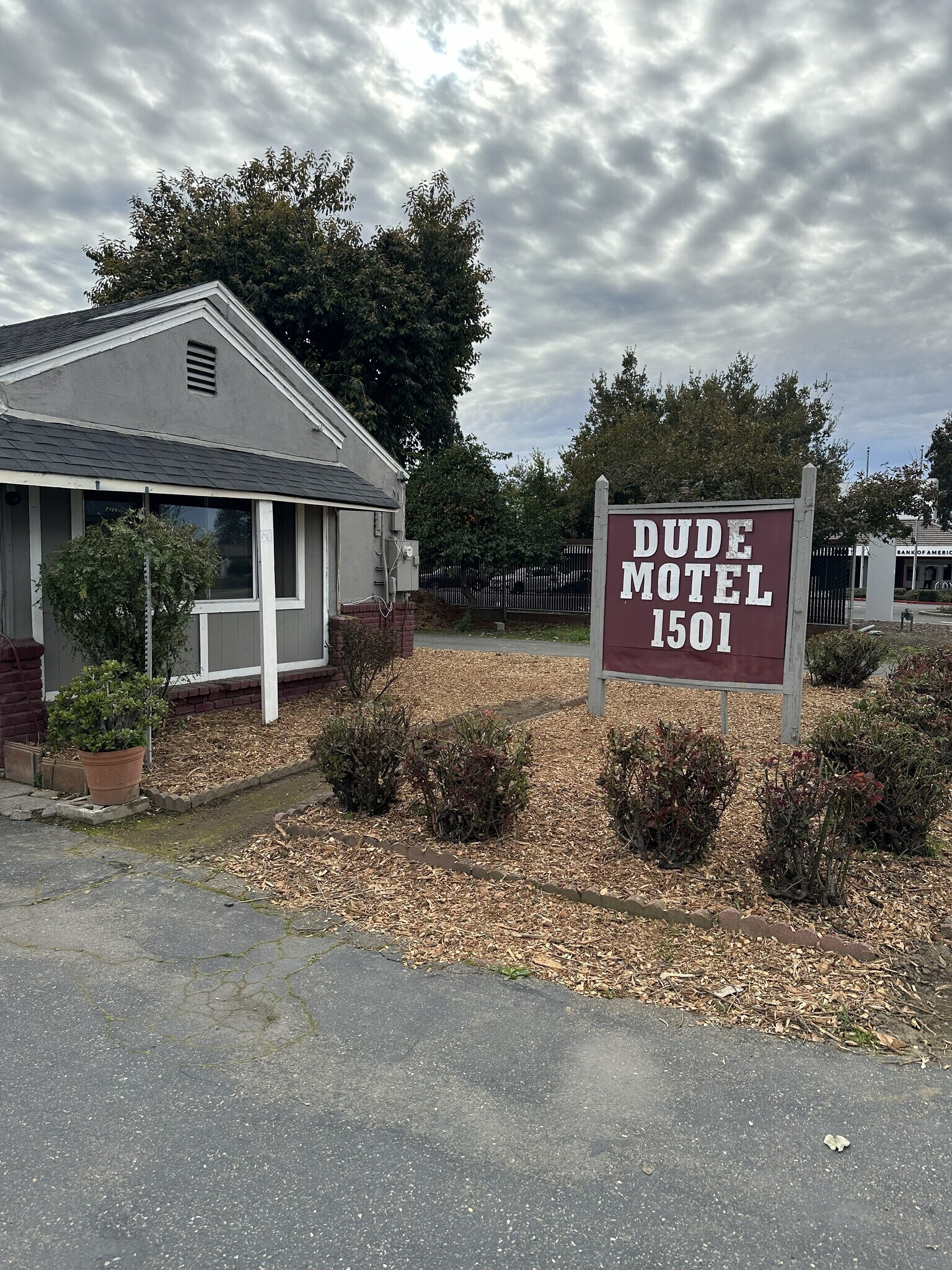 1501 W Capitol Ave, West Sacramento, CA à vendre Photo principale- Image 1 de 11