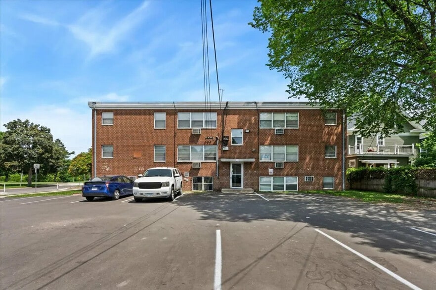 3545 12th Ave S, Minneapolis, MN for sale - Building Photo - Image 3 of 9