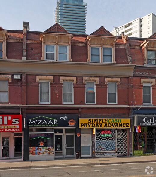 668 Yonge St, Toronto, ON for sale - Primary Photo - Image 1 of 1