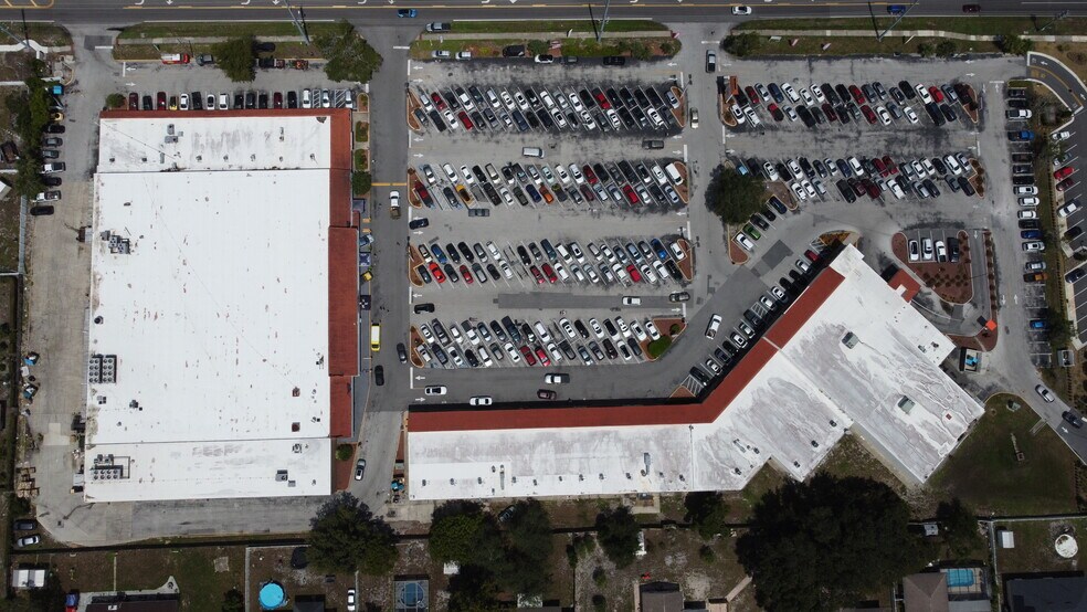 1235 Providence Blvd, Deltona, FL for lease - Building Photo - Image 2 of 9