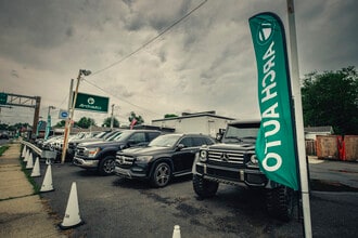 58 NJ-35, Neptune City, NJ à louer Photo intérieure- Image 1 de 11