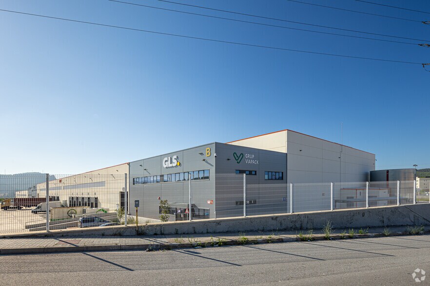 Avinguda Madrid, 31, Òdena, Barcelona à louer - Photo du bâtiment - Image 3 de 8