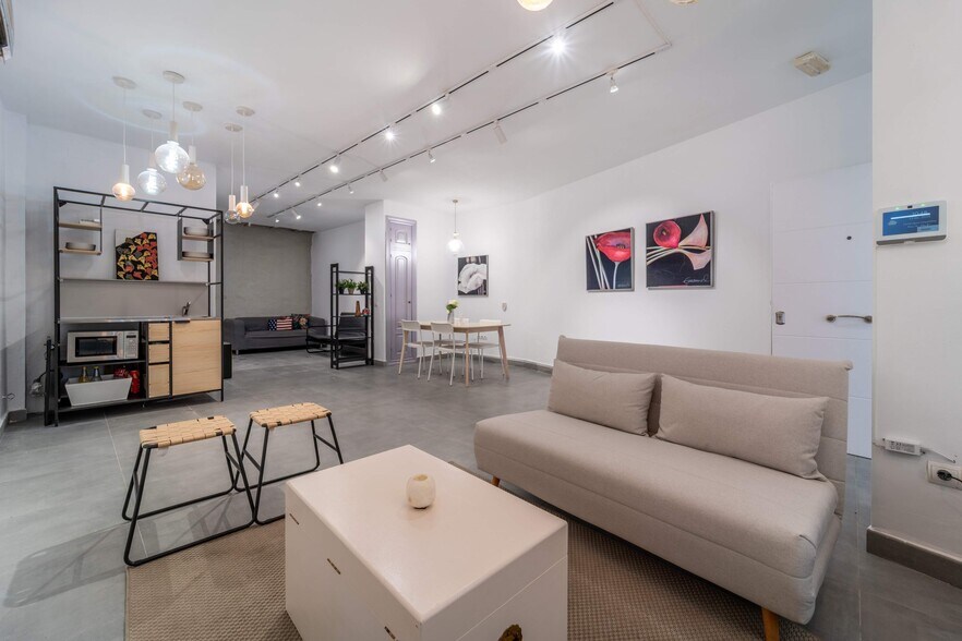 Retail in Marbella for sale - Building Photo - Image 3 of 18