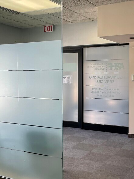 101 Burr Ridge Pky, Burr Ridge, IL à louer - Photo intérieure - Image 2 de 5