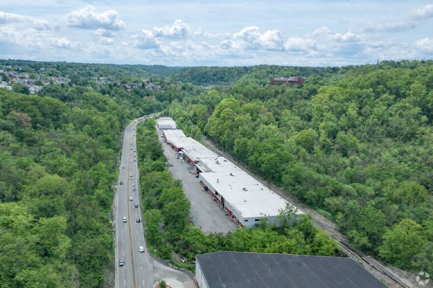 1020-1060 Saw Mill Run Blvd W, Pittsburgh, PA à vendre - Photo du bâtiment - Image 1 de 26
