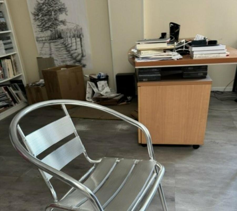 Office in Villefranche-sur-Saône for lease Interior Photo- Image 1 of 4