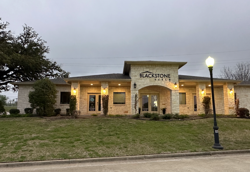 15190 Badger Ranch Blvd, Woodway, TX for sale - Building Photo - Image 1 of 1