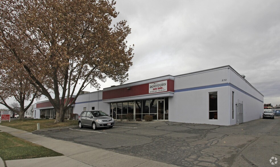 528-544 Billinis Rd, Salt Lake City, UT for lease - Primary Photo - Image 1 of 7